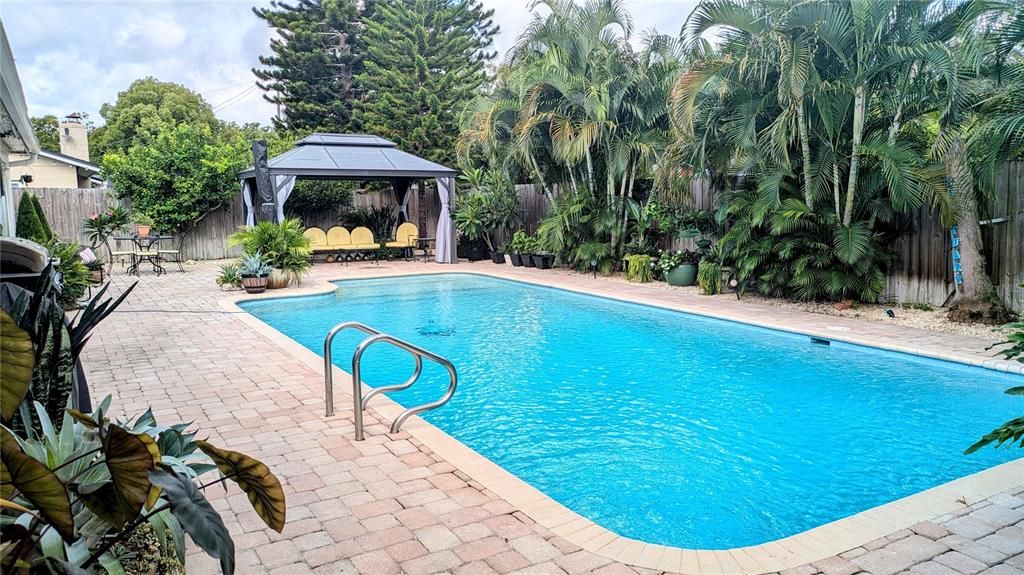 For Rent: $2,995 (3 beds, 2 baths, 1488 Square Feet)