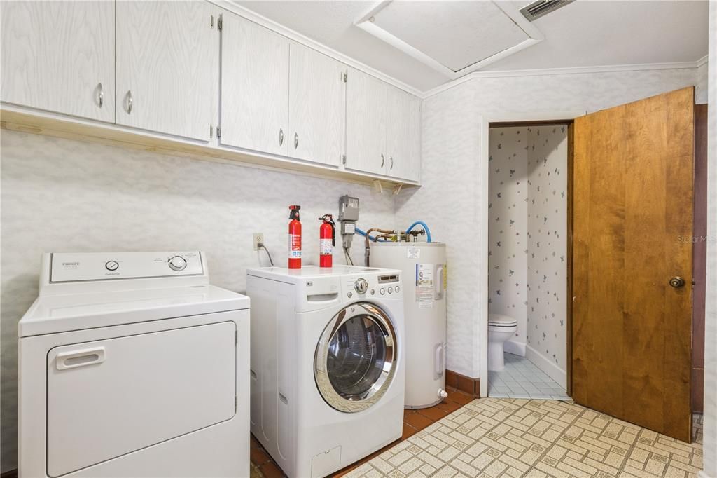 На продажу: $475,000 (3 спален, 2 ванн, 2543 Квадратных фут)