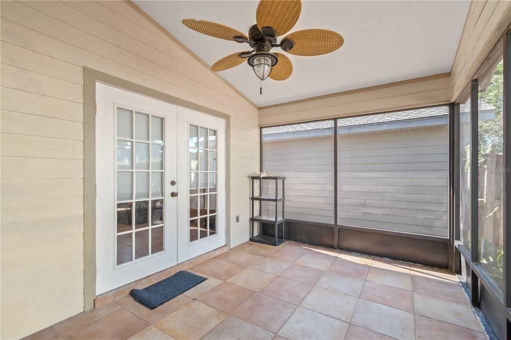 待售: $219,000 (3 贝兹, 2 浴室, 1358 平方英尺)