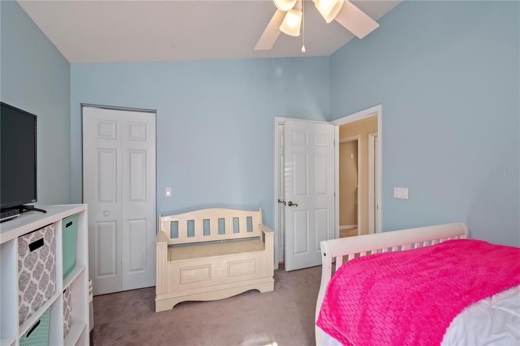 待售: $219,000 (3 贝兹, 2 浴室, 1358 平方英尺)