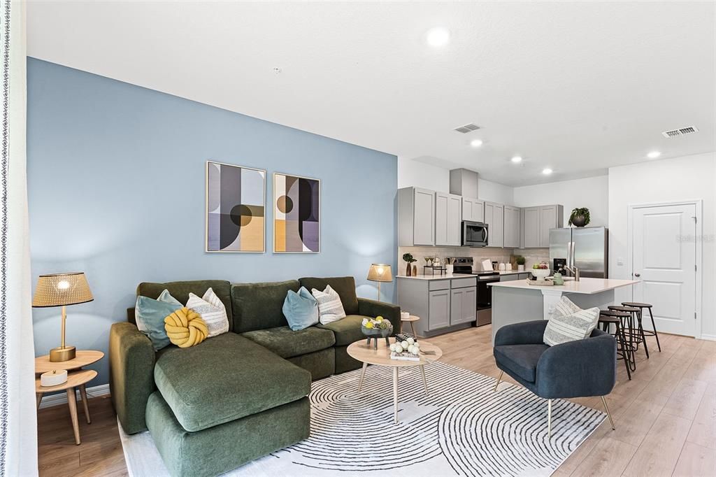 Activo con contrato: $409,990 (3 camas, 2 baños, 1673 Pies cuadrados)