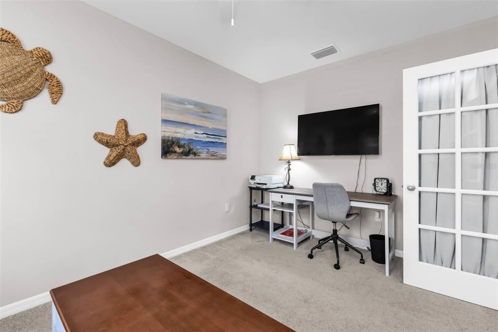For Sale: $289,900 (2 beds, 2 baths, 1516 Square Feet)