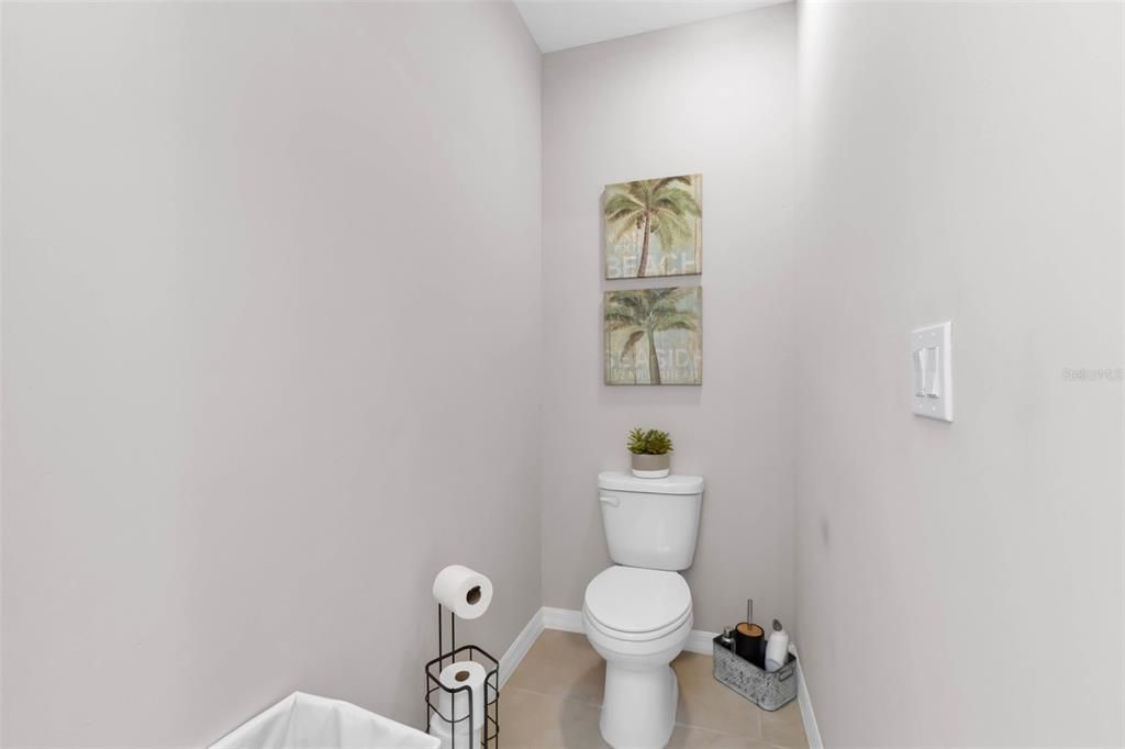 For Sale: $289,900 (2 beds, 2 baths, 1516 Square Feet)