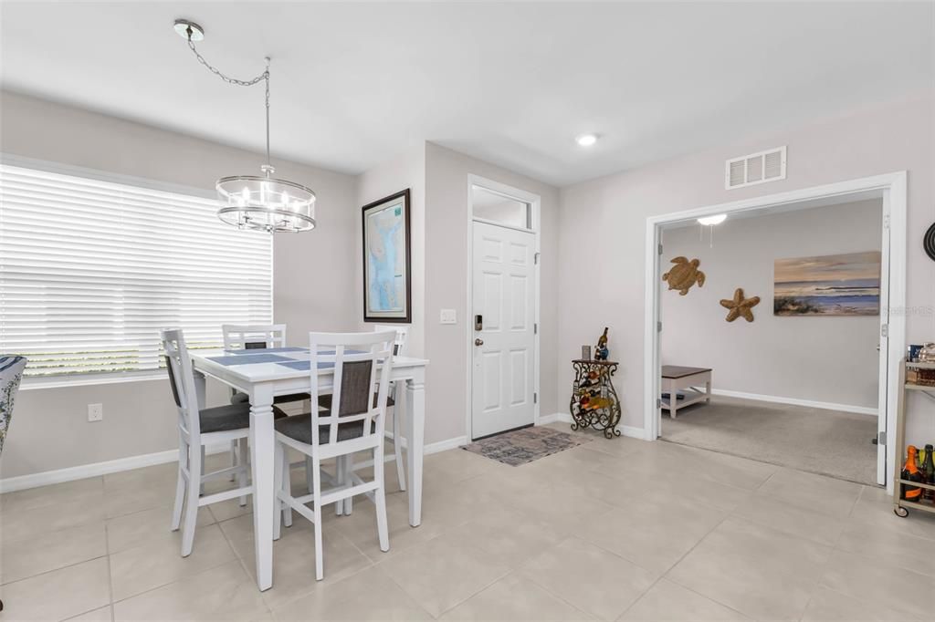 For Sale: $289,900 (2 beds, 2 baths, 1516 Square Feet)