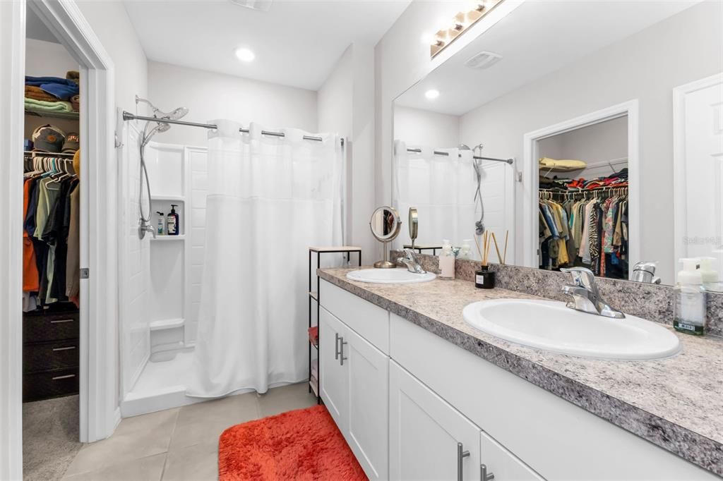 For Sale: $289,900 (2 beds, 2 baths, 1516 Square Feet)