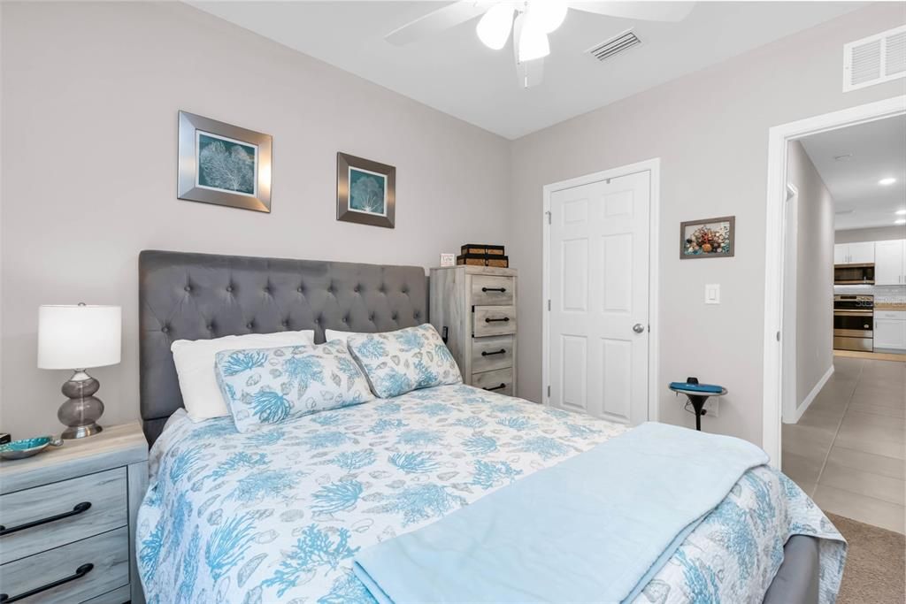 For Sale: $289,900 (2 beds, 2 baths, 1516 Square Feet)