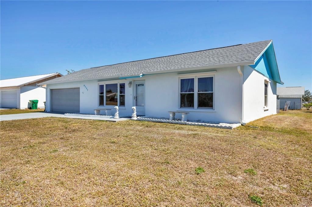 На продажу: $248,900 (2 спален, 2 ванн, 1037 Квадратных фут)