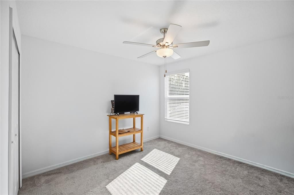 En Venta: $439,000 (6 camas, 3 baños, 2580 Pies cuadrados)