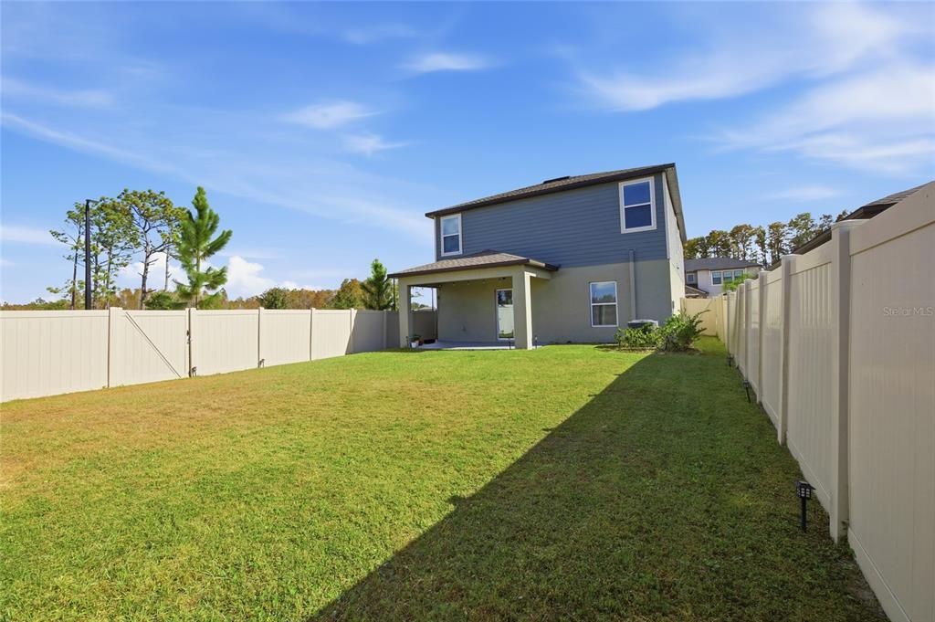 En Venta: $439,000 (6 camas, 3 baños, 2580 Pies cuadrados)