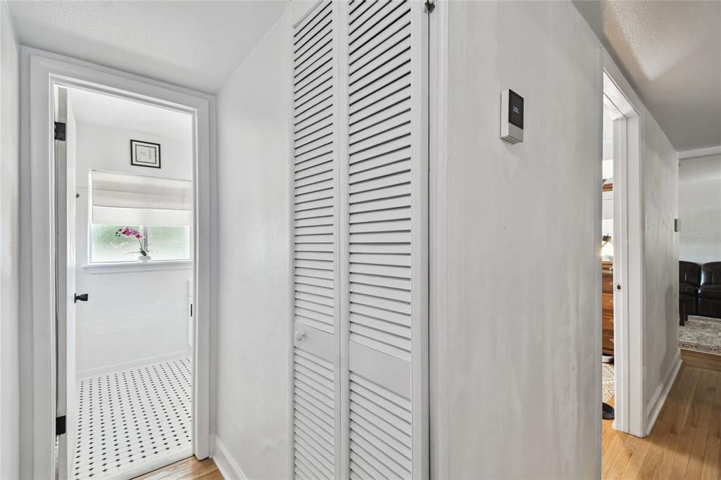 For Sale: $579,000 (3 beds, 2 baths, 1637 Square Feet)