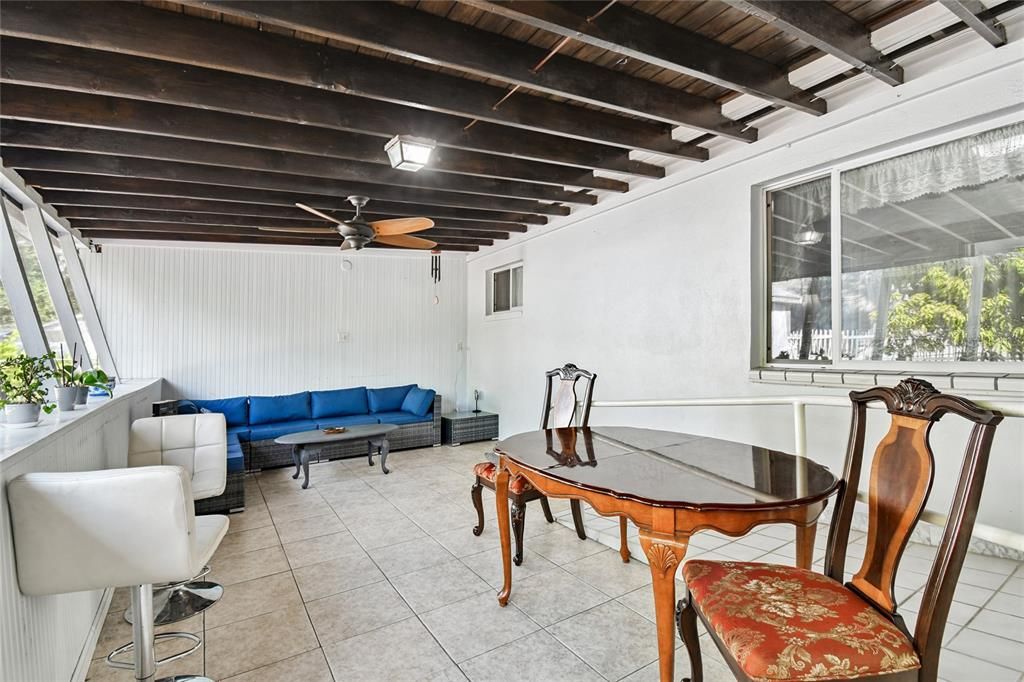 For Sale: $579,000 (3 beds, 2 baths, 1637 Square Feet)