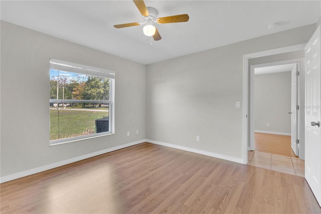 For Sale: $325,000 (3 beds, 2 baths, 1222 Square Feet)