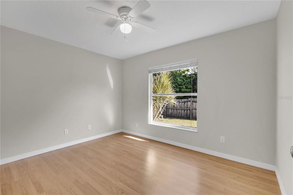 For Sale: $325,000 (3 beds, 2 baths, 1222 Square Feet)