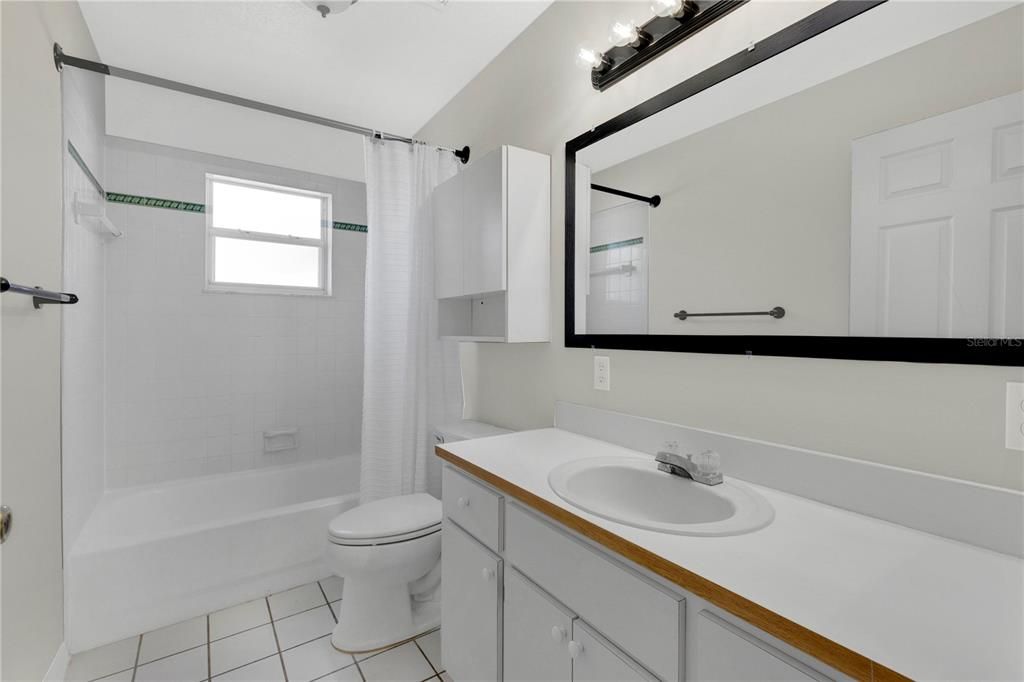 For Sale: $325,000 (3 beds, 2 baths, 1222 Square Feet)