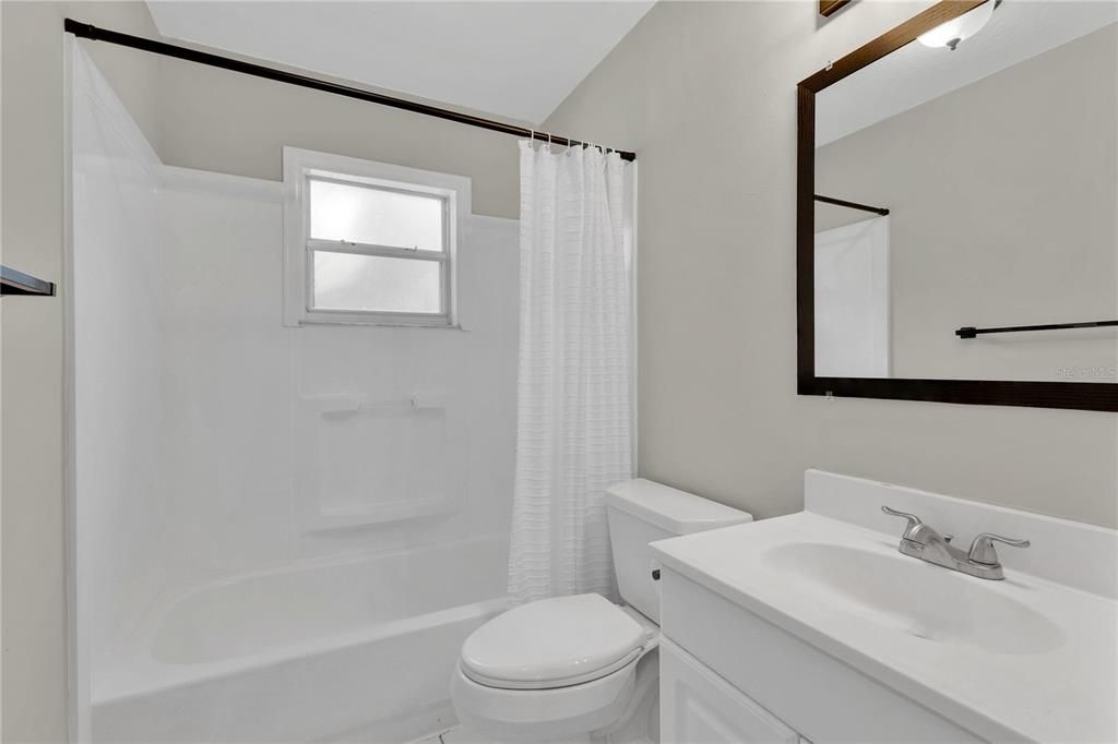 For Sale: $325,000 (3 beds, 2 baths, 1222 Square Feet)