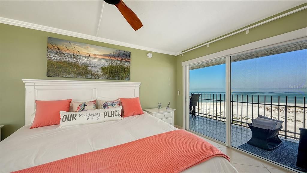 For Sale: $1,645,000 (2 beds, 1 baths, 1389 Square Feet)