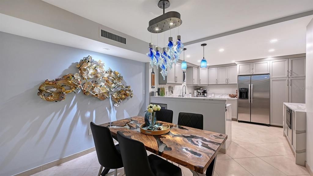 For Sale: $1,645,000 (2 beds, 1 baths, 1389 Square Feet)