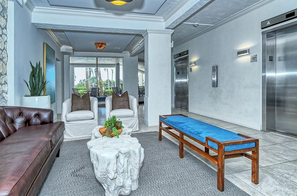 For Sale: $1,645,000 (2 beds, 1 baths, 1389 Square Feet)