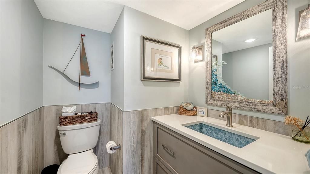 For Sale: $1,645,000 (2 beds, 1 baths, 1389 Square Feet)