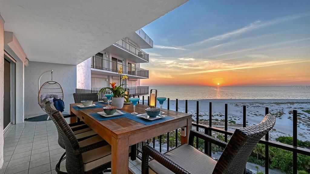 For Sale: $1,645,000 (2 beds, 1 baths, 1389 Square Feet)