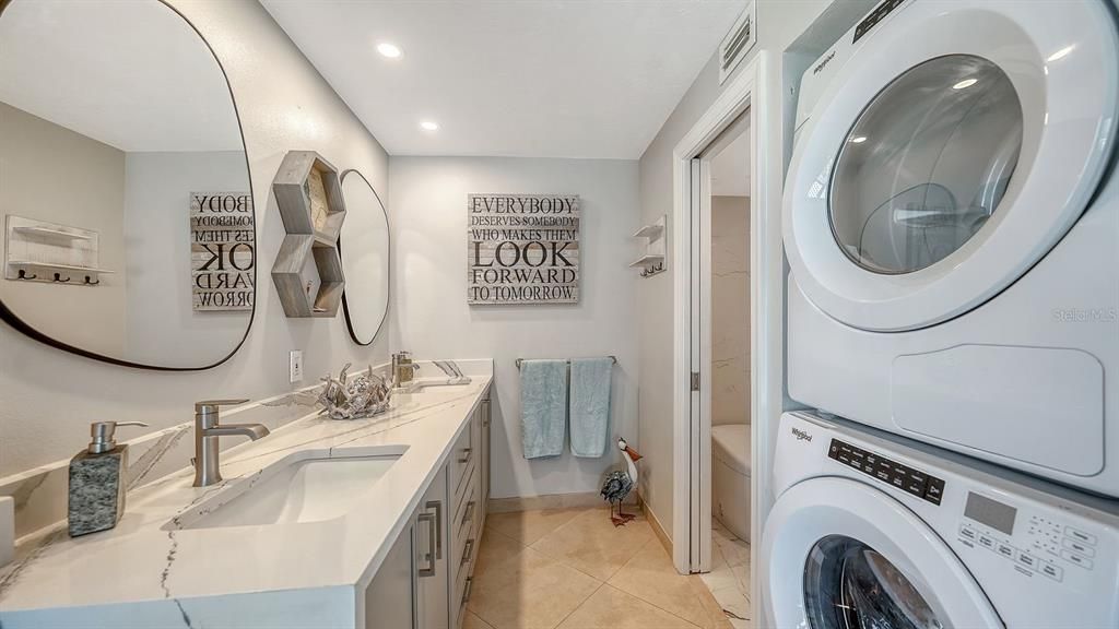 For Sale: $1,645,000 (2 beds, 1 baths, 1389 Square Feet)