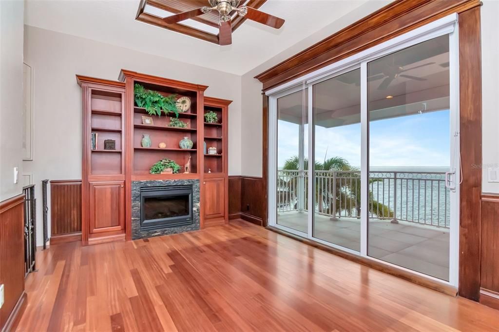 待售: $4,500,000 (5 贝兹, 5 浴室, 4124 平方英尺)