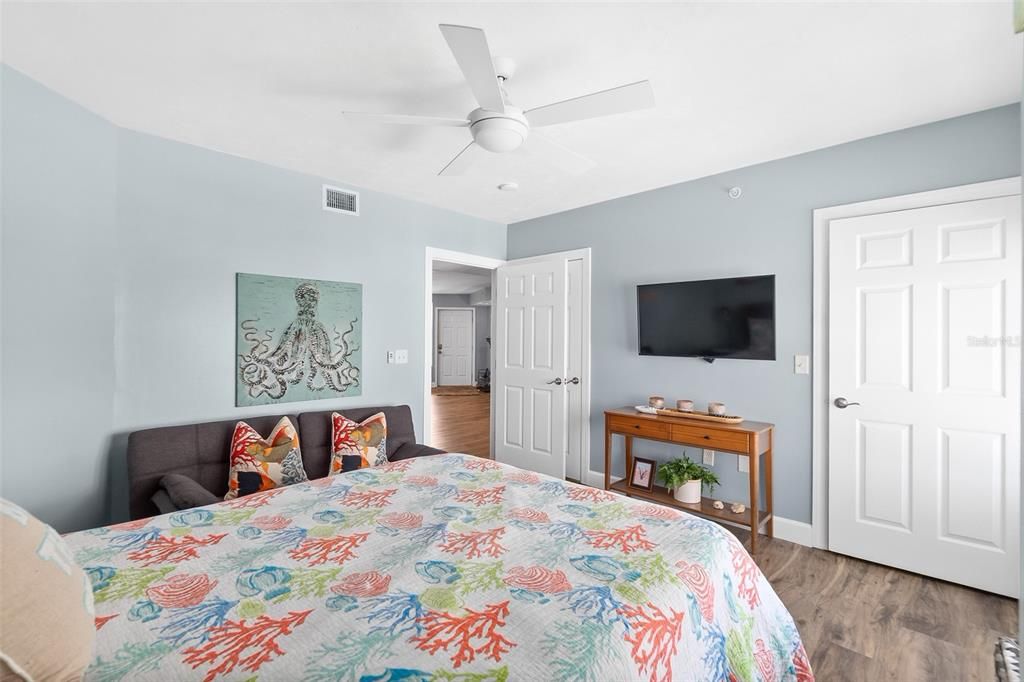 На продажу: $799,900 (3 спален, 3 ванн, 2280 Квадратных фут)