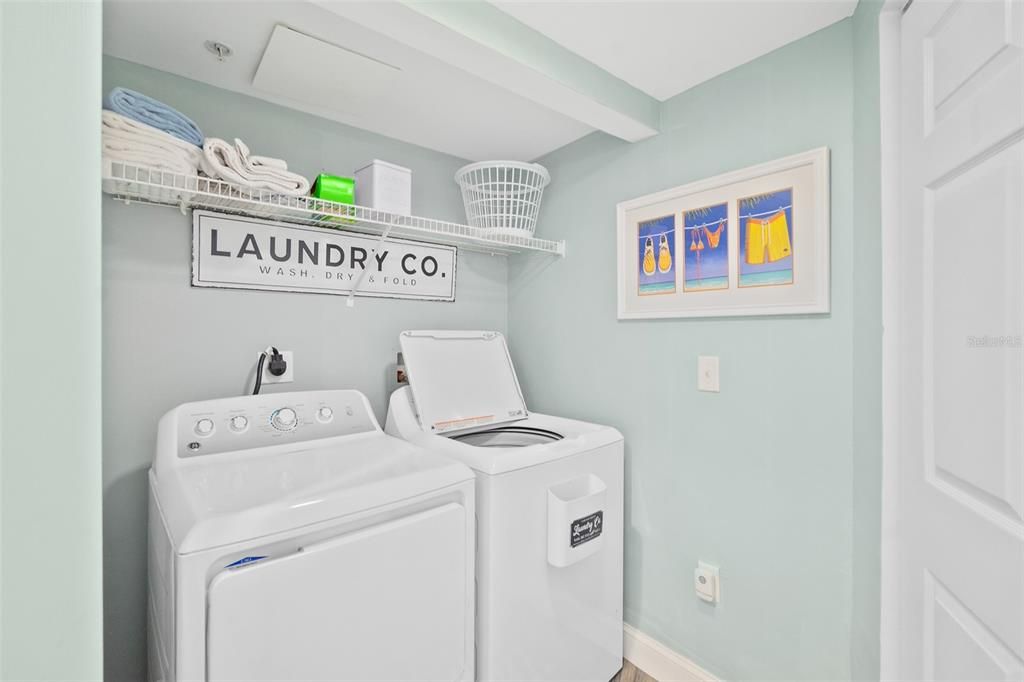 На продажу: $799,900 (3 спален, 3 ванн, 2280 Квадратных фут)