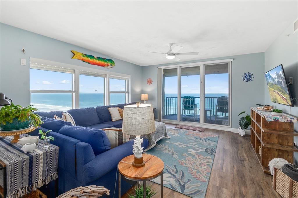 На продажу: $799,900 (3 спален, 3 ванн, 2280 Квадратных фут)