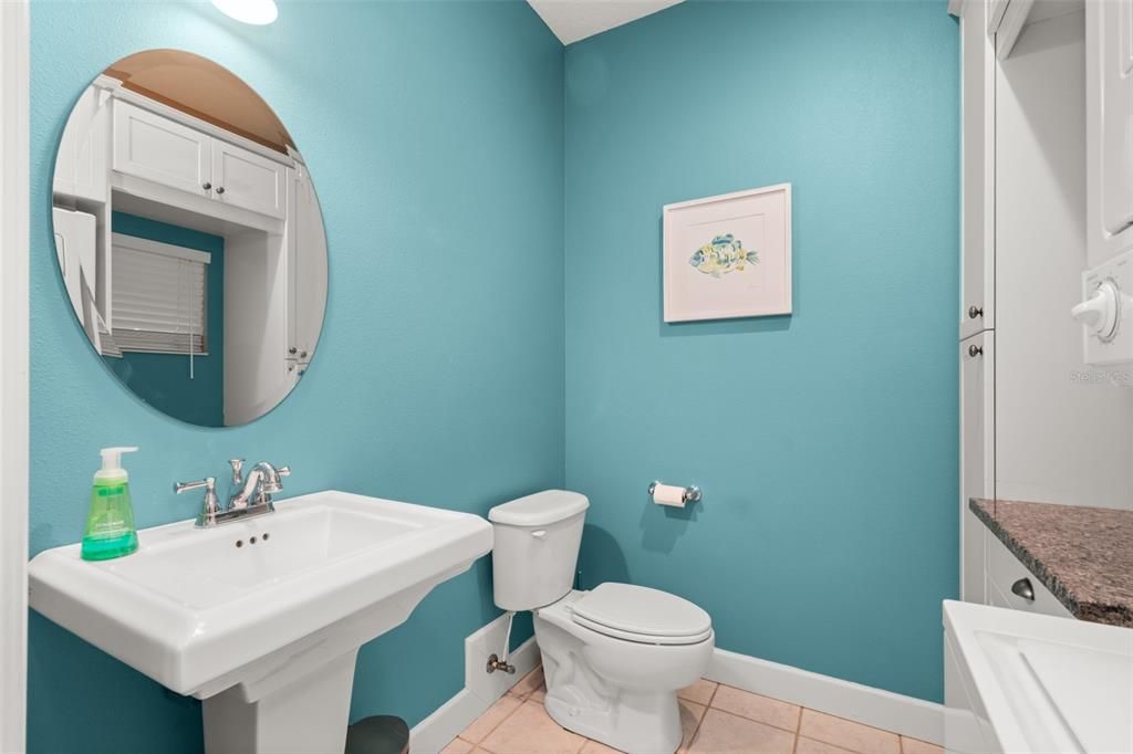 For Sale: $265,000 (3 beds, 2 baths, 1254 Square Feet)