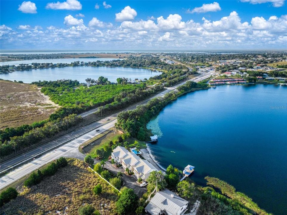 For Sale: $265,000 (3 beds, 2 baths, 1254 Square Feet)