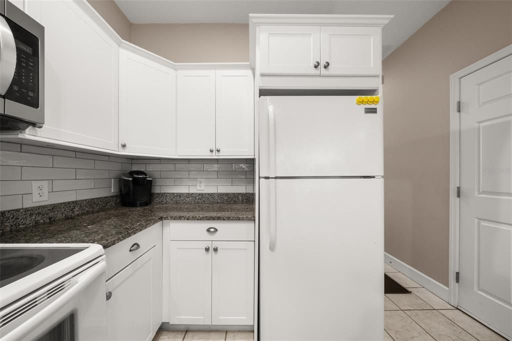 For Sale: $265,000 (3 beds, 2 baths, 1254 Square Feet)