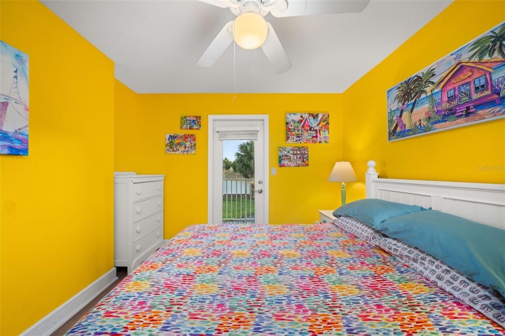 For Sale: $265,000 (3 beds, 2 baths, 1254 Square Feet)