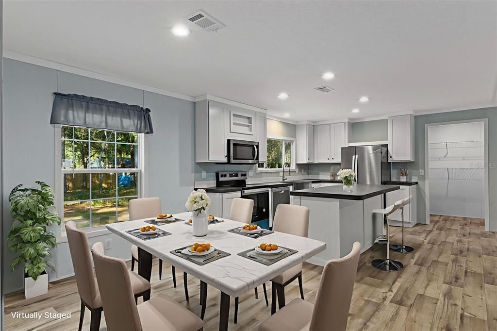 En Venta: $250,000 (4 camas, 2 baños, 1843 Pies cuadrados)