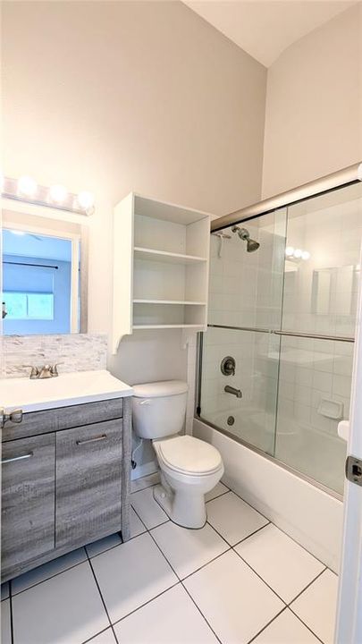 For Sale: $259,900 (2 beds, 2 baths, 1184 Square Feet)