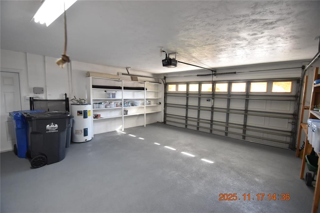 For Rent: $3,995 (3 beds, 2 baths, 2497 Square Feet)