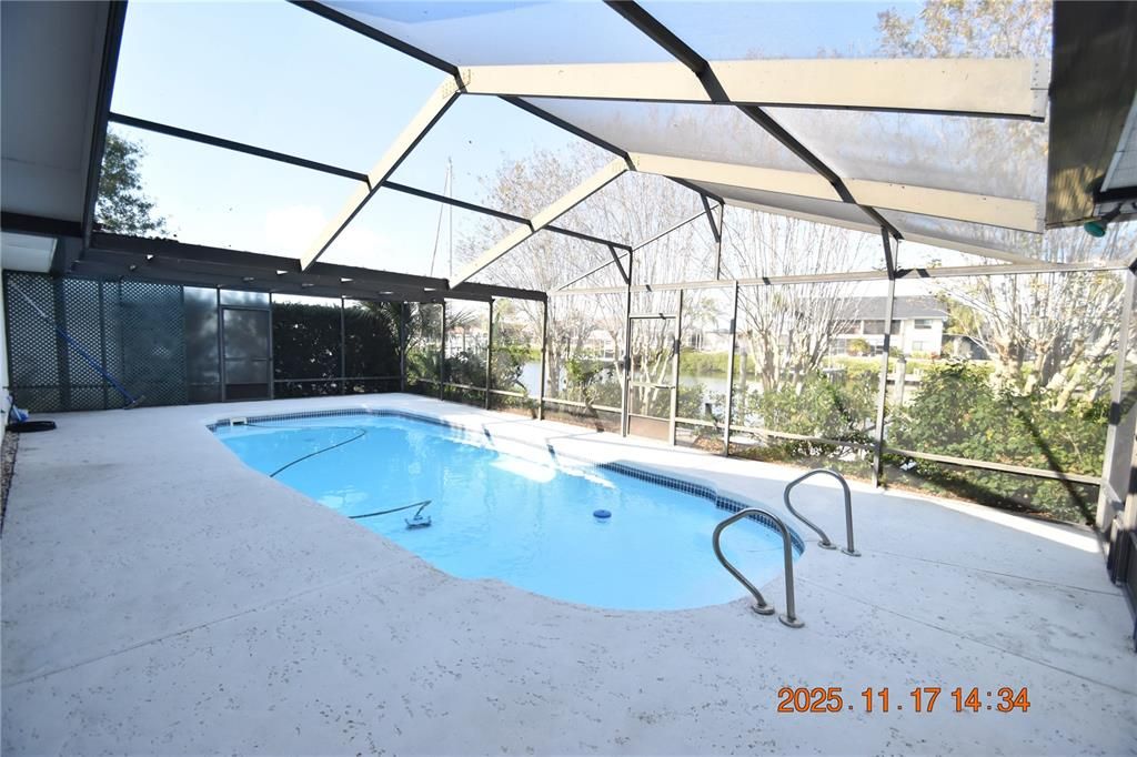 For Rent: $3,995 (3 beds, 2 baths, 2497 Square Feet)