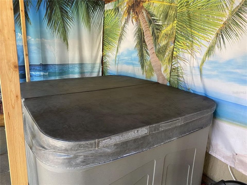 For Sale: $425,000 (3 beds, 2 baths, 1324 Square Feet)