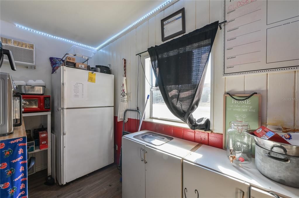 For Sale: $450,000 (0 beds, 0 baths, 2320 Square Feet)