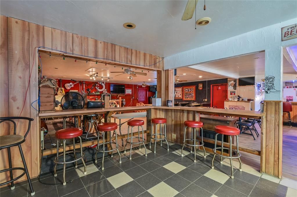 For Sale: $450,000 (0 beds, 0 baths, 2320 Square Feet)