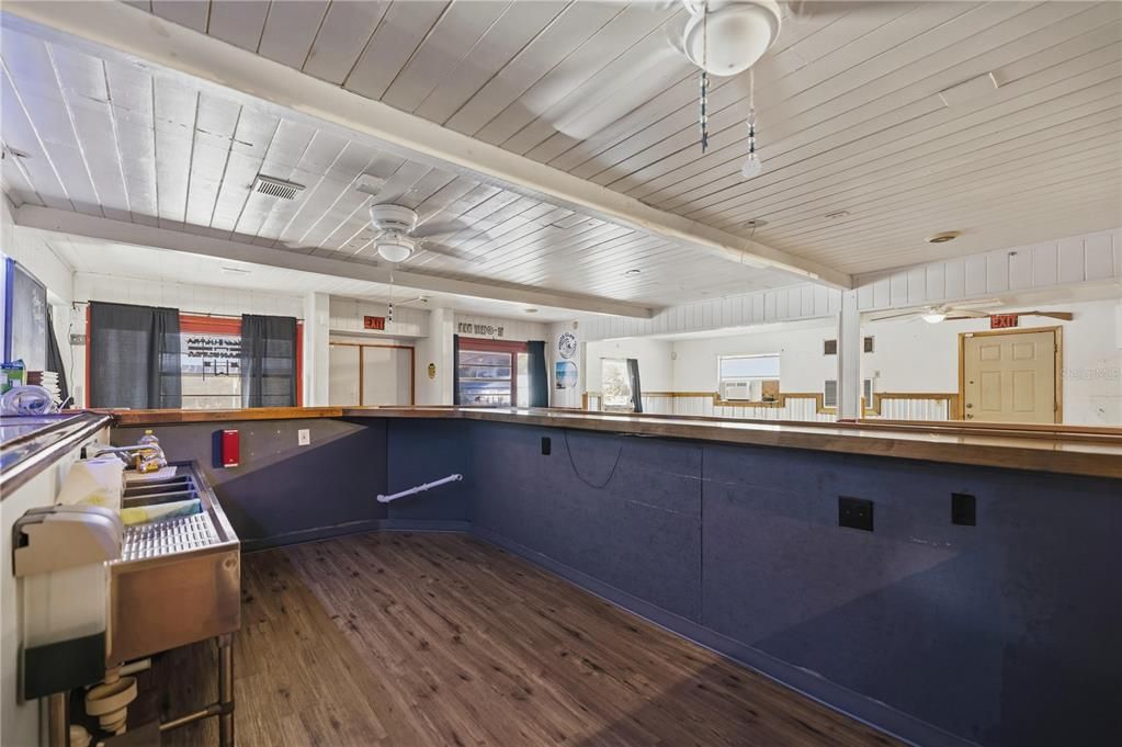 For Sale: $450,000 (0 beds, 0 baths, 2320 Square Feet)