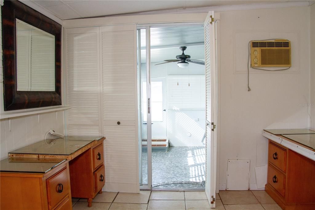 En Venta: $94,000 (2 camas, 1 baños, 576 Pies cuadrados)