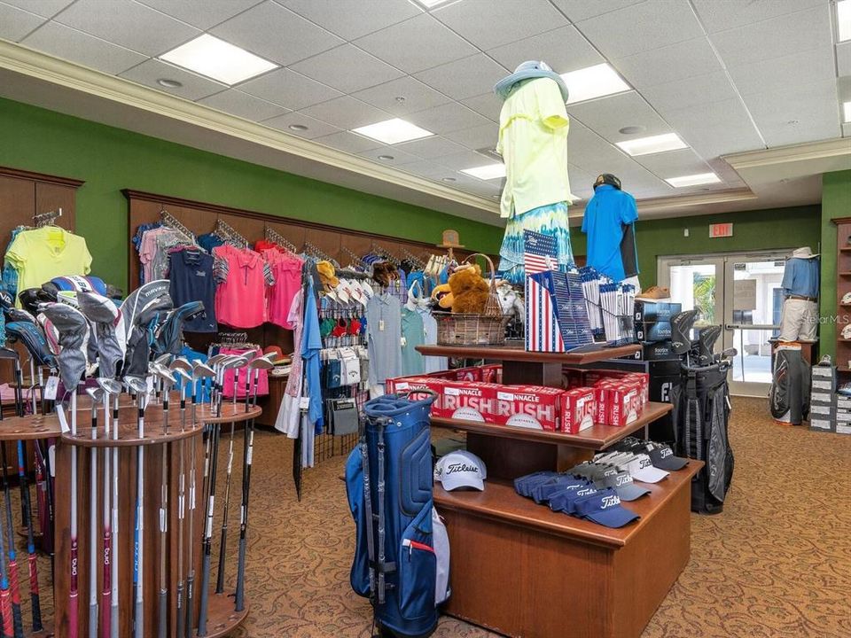 For Sale: $218,900 (2 beds, 2 baths, 1004 Square Feet)