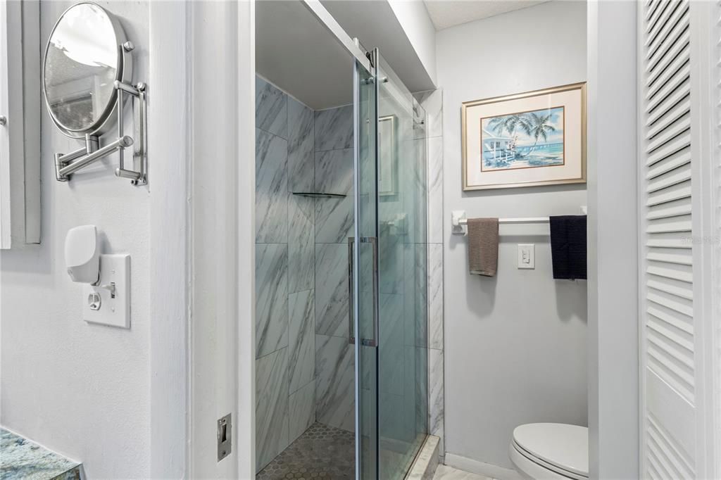 待售: $329,900 (2 贝兹, 2 浴室, 1316 平方英尺)