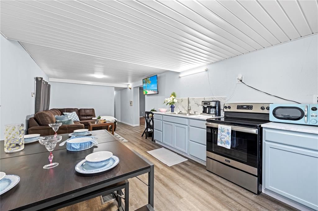 En Renta: $1,900 (4 camas, 2 baños, 1344 Pies cuadrados)