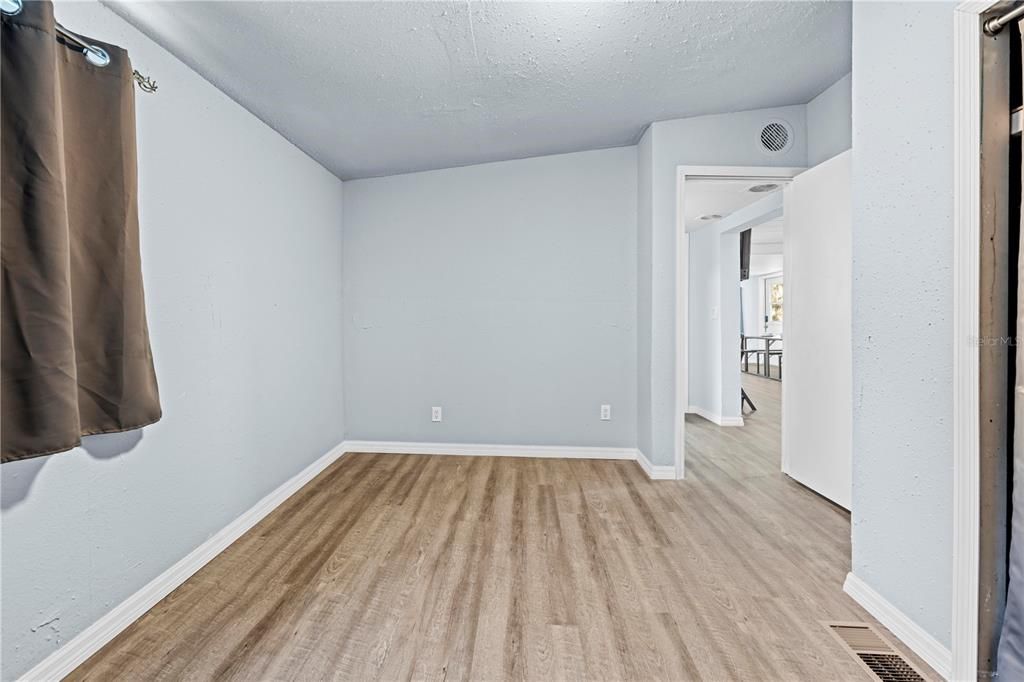 En Renta: $1,900 (4 camas, 2 baños, 1344 Pies cuadrados)