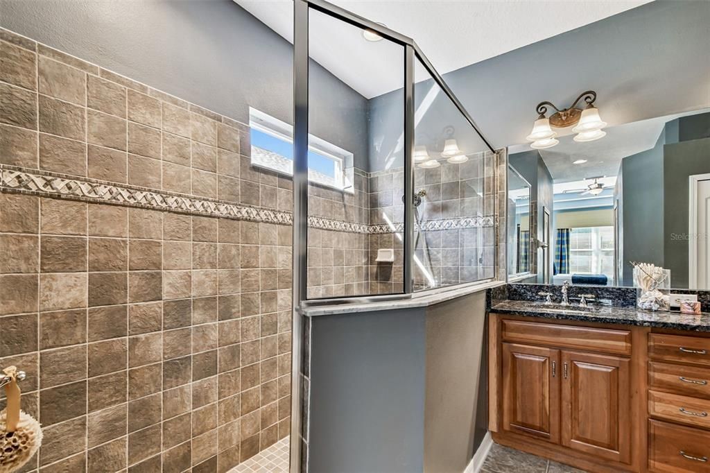 待售: $545,900 (5 贝兹, 3 浴室, 2652 平方英尺)