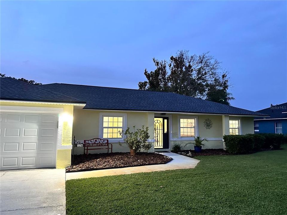 待售: $439,000 (3 贝兹, 2 浴室, 1711 平方英尺)