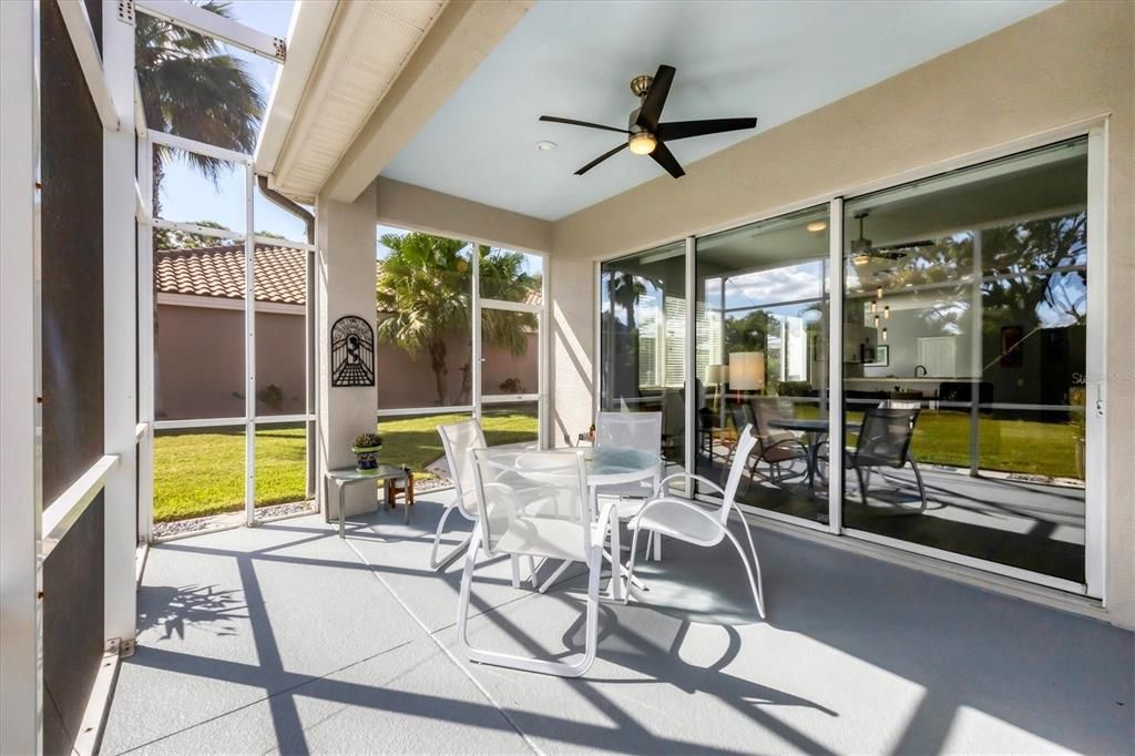 合同活跃: $470,000 (2 贝兹, 2 浴室, 1615 平方英尺)