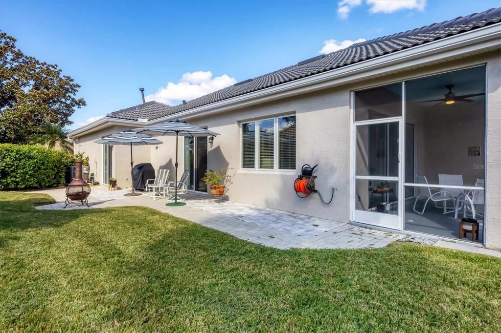 合同活跃: $470,000 (2 贝兹, 2 浴室, 1615 平方英尺)